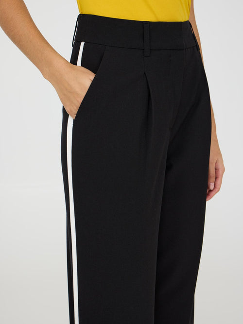 Contrast Piping Wide-Leg Pants