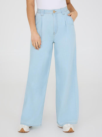 Front Pleat Wide-Leg Jeans Lt Denim Blasted